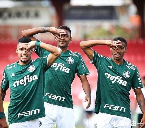 的球队争取 的球队争取