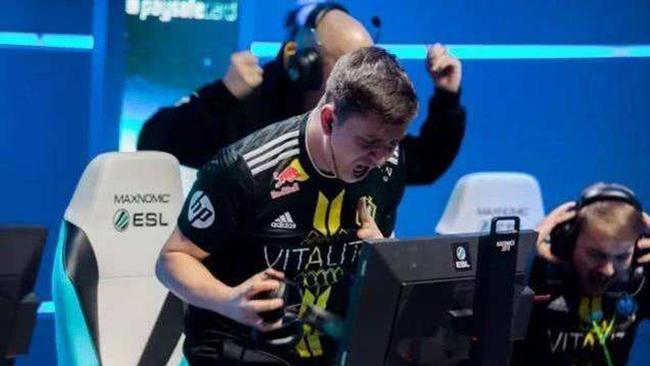 在国内联赛 在国内联赛